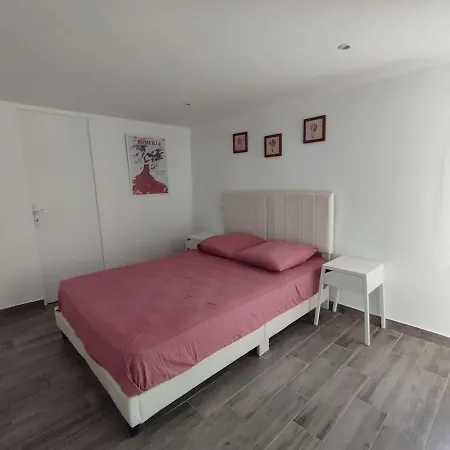 2 Dans Maison Avec Piscine Saint-Aunes